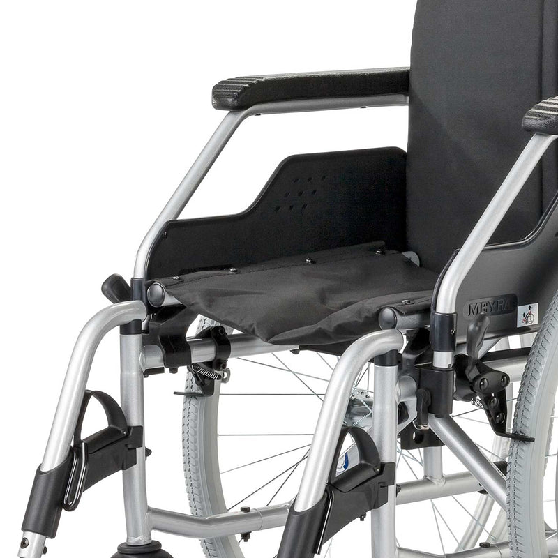 MEYRA FORMAT 3.940 Lightweight Wheelchair