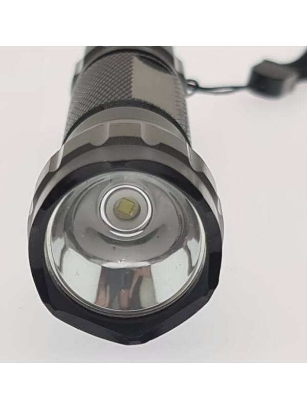 Tactical Multifunction Flashlight with USB External Battery Charger