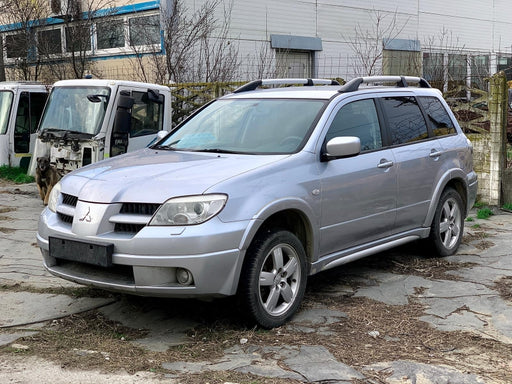 Mitsubishi Outlander 2.4i Invite Scott 4WD 2006